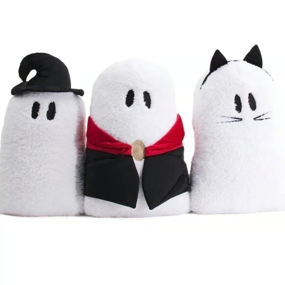GHOST PILLOWS 3PK SHERPA - VAMPIRE, CAT & WITCH - Picture 1 of 6